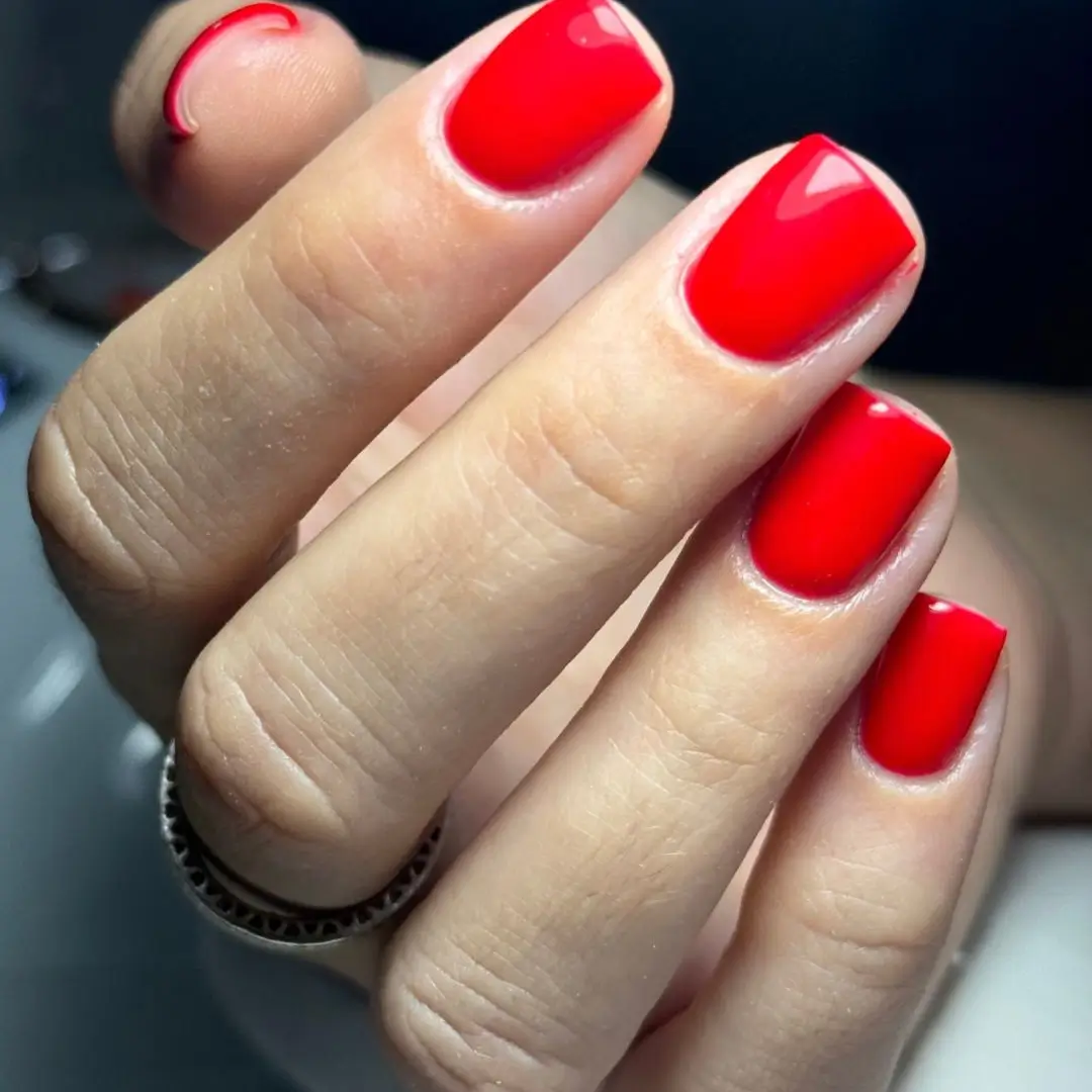 Banho de gel e esmaltação — Studio Ana Tobar
